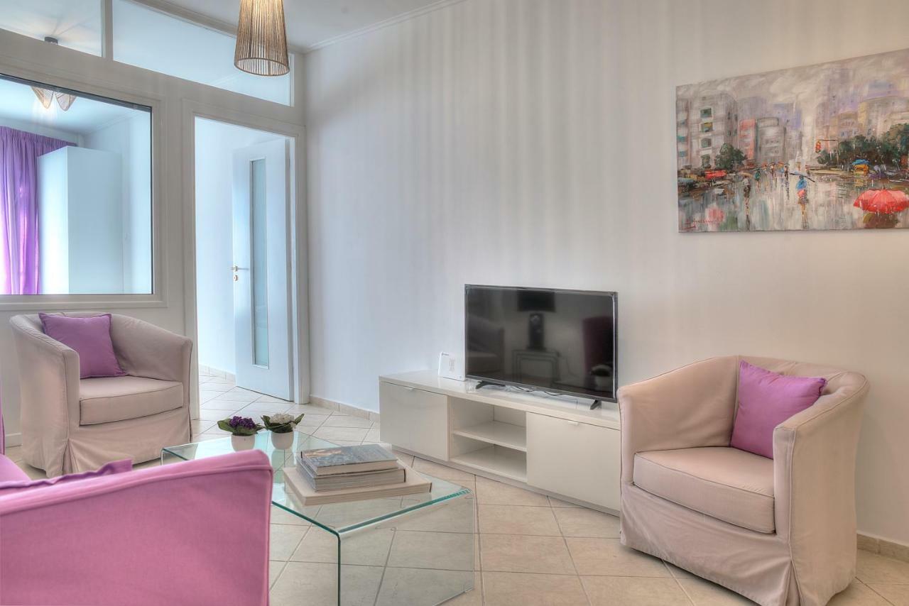 Downtown Glyfada Smart Apartment Atenas Exterior foto