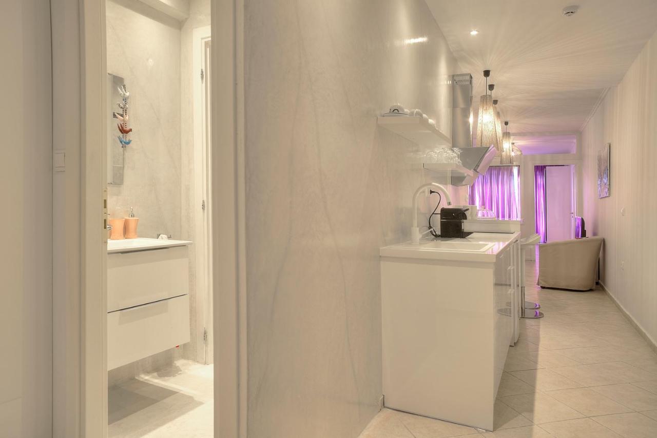 Downtown Glyfada Smart Apartment Atenas Exterior foto